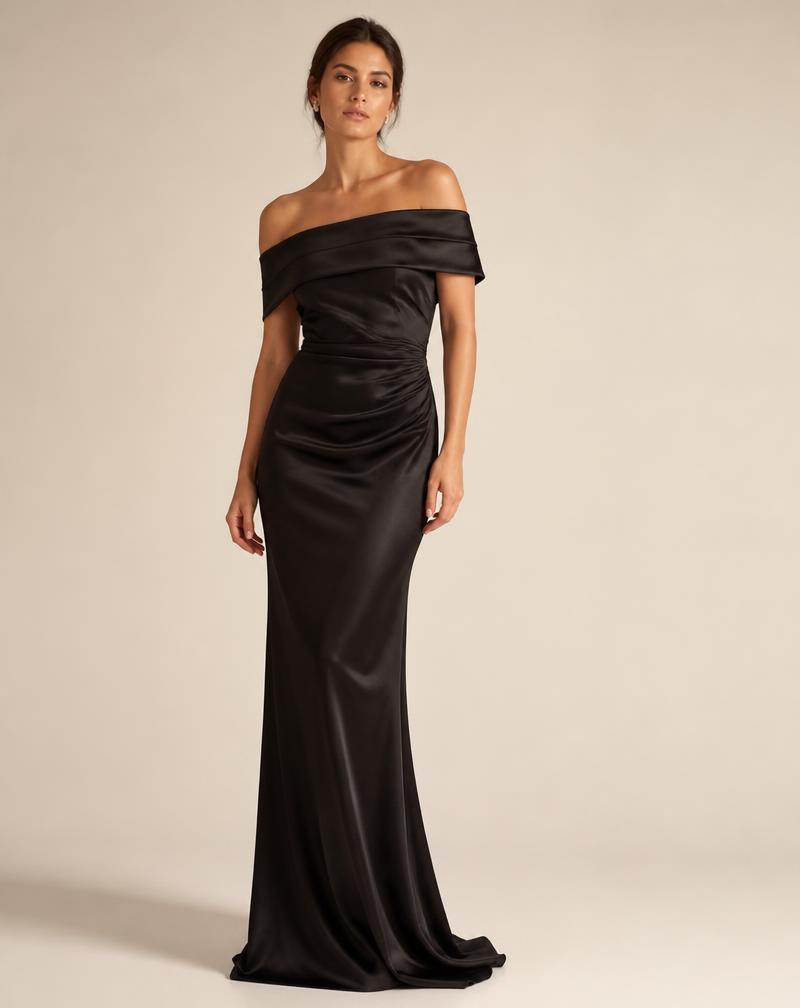 Vestido largo de noche de la colección Velmira Atlántico