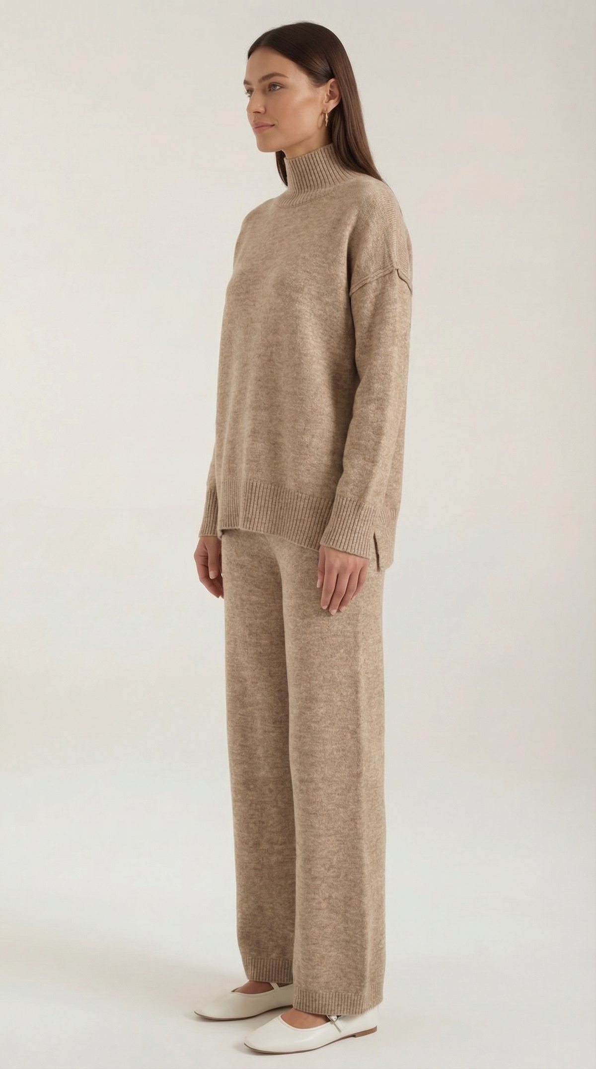 Conjunto de suéter de punto de cuello alto y pantalones vaqueros