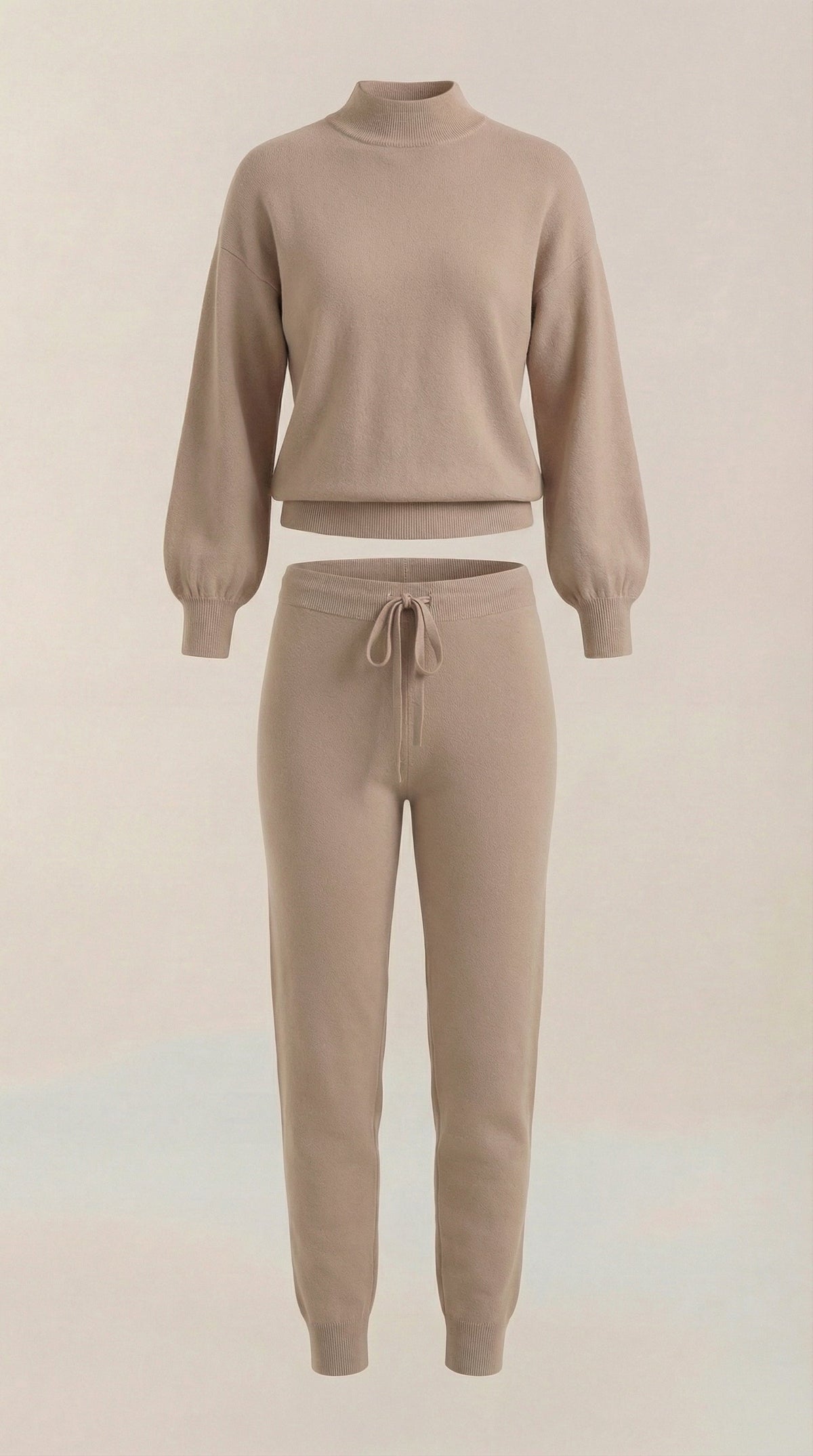 Conjunto Lounge Mavis Strick con Cuello Alto