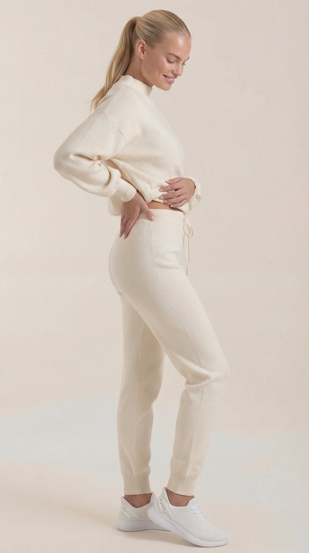 Conjunto Lounge Mavis Strick con Cuello Alto