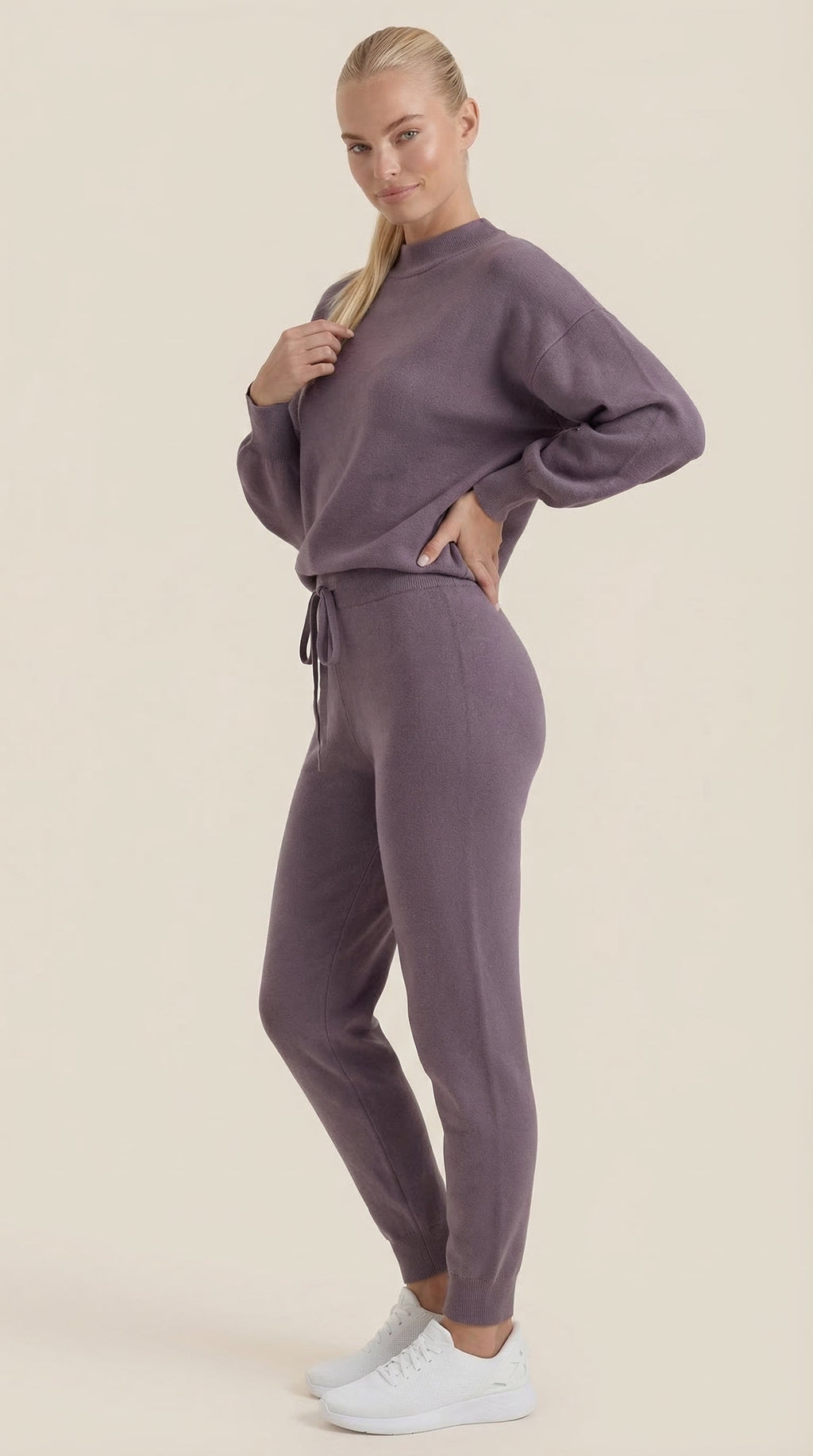 Conjunto Lounge Mavis Strick con Cuello Alto