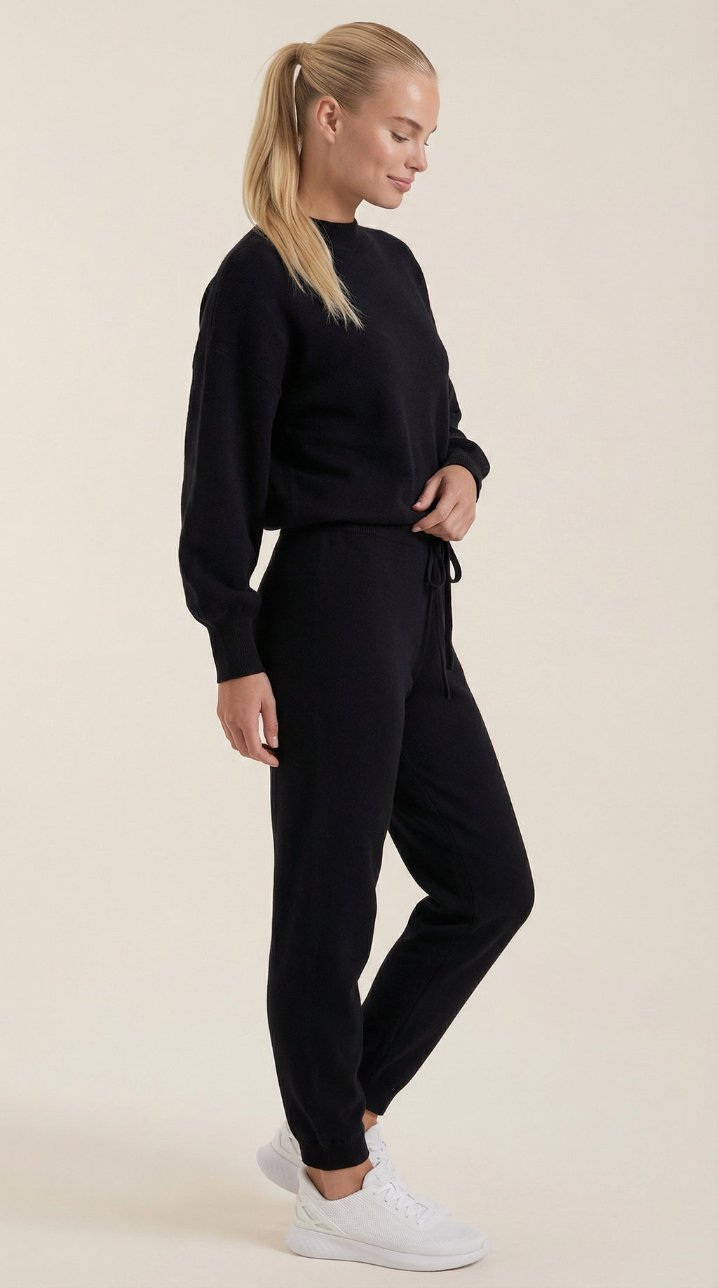 Conjunto Lounge Mavis Strick con Cuello Alto